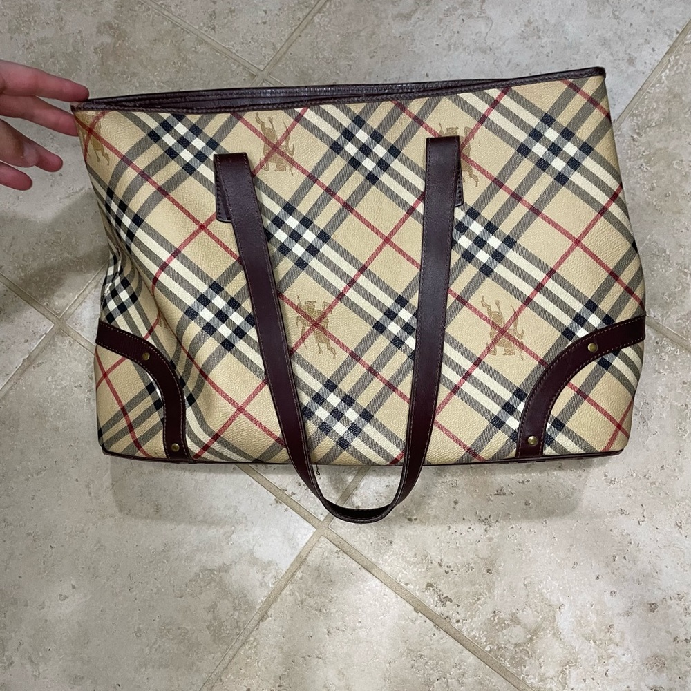 Leather Burberry tote
